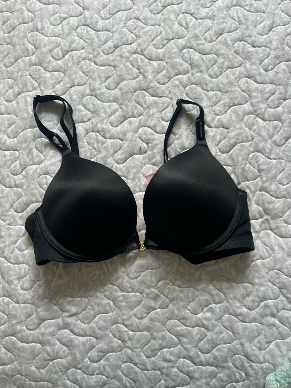 Black bombshell bra